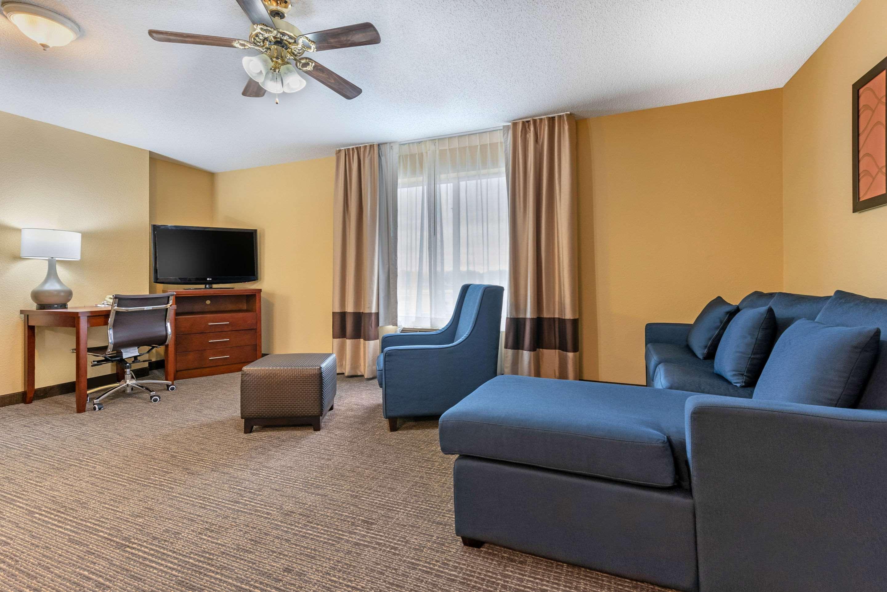 Comfort Suites Findlay Esterno foto