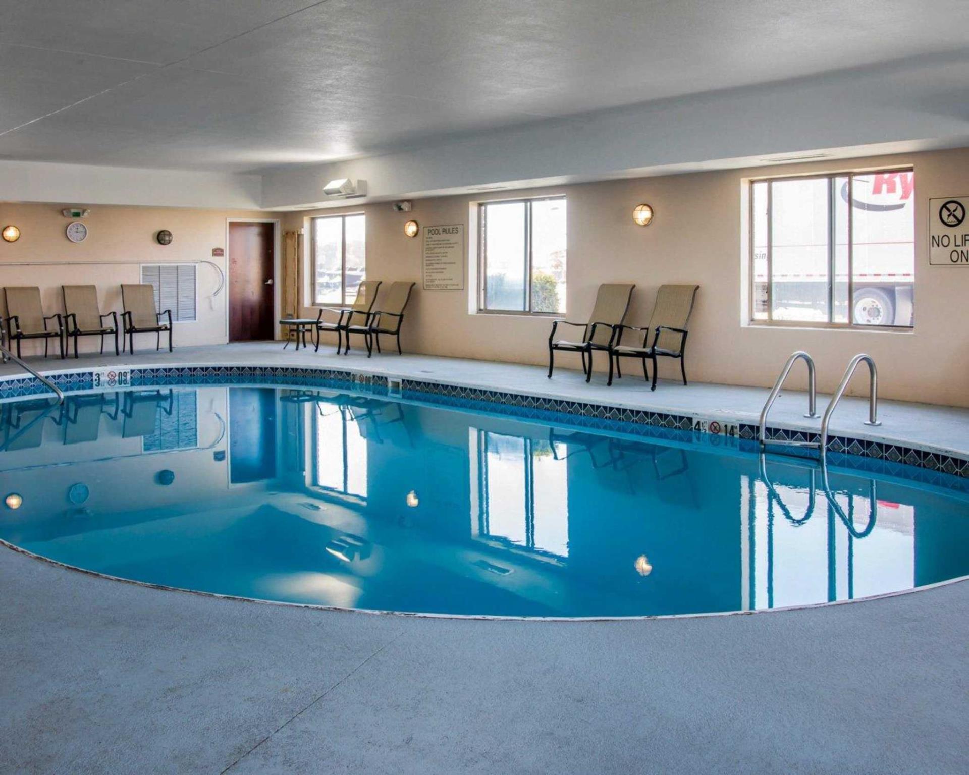 Comfort Suites Findlay Esterno foto