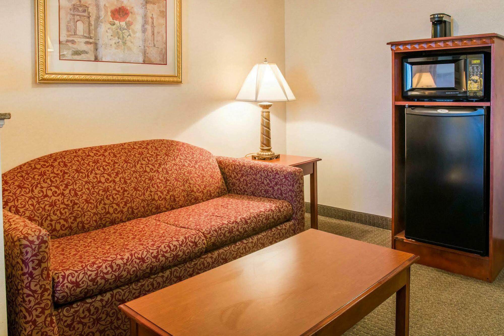 Comfort Suites Findlay Esterno foto